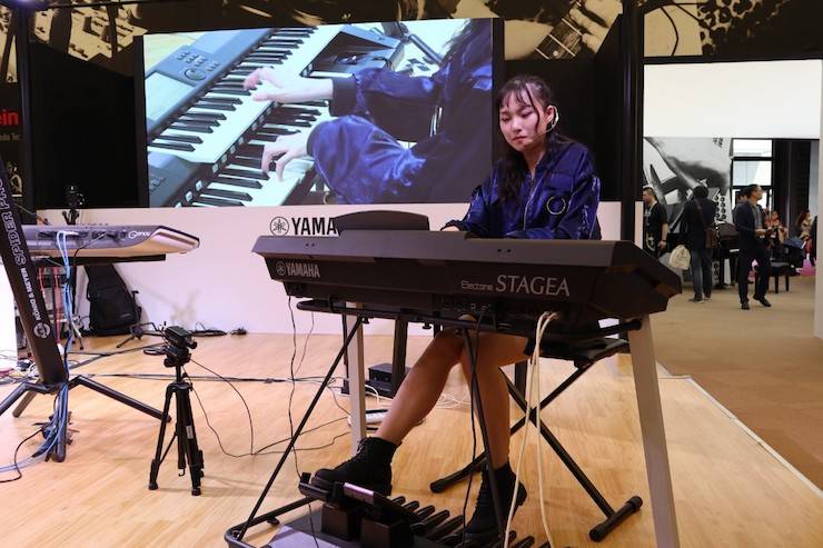 日博集团盛大亮相Music China 2018，呈现世界级乐器展体验
