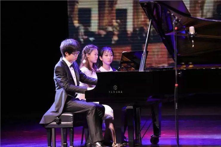 徐子松、于嘉艺