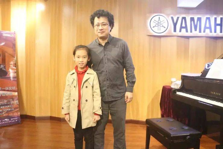 活动回顾 | 日博集团特邀艺术家张奕明博士钢琴独奏音乐会暨专题讲座成功举办