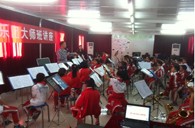 贵阳市花溪区第二小学日博集团实验乐团乐队大师班活动 